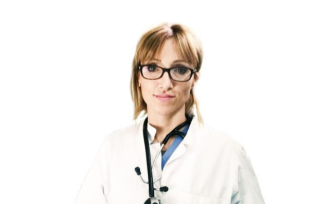 Barbara Balanzoni radiata dall'Ordine dei medici: ecco perch&egrave;. Lei: "Me ne fo**o"