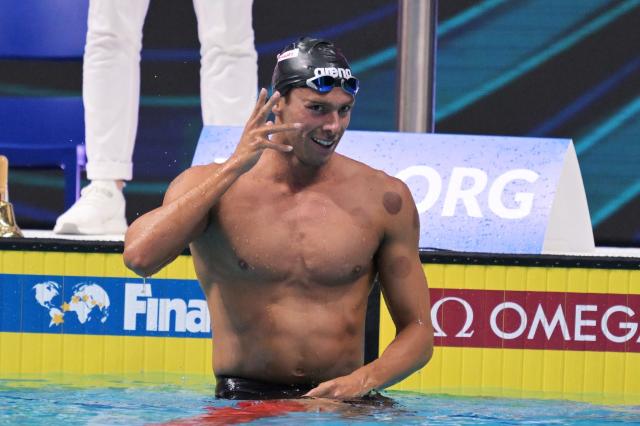 Gregorio Paltrinieri: fidanzata Letizia Ruoli, moglie, figli, et&agrave;, carriera e record