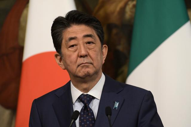 Attentato in Giappone a Shinzo Abe, l'ex premier ferito con due colpi d'arma da fuoco. Arrestato un uomo