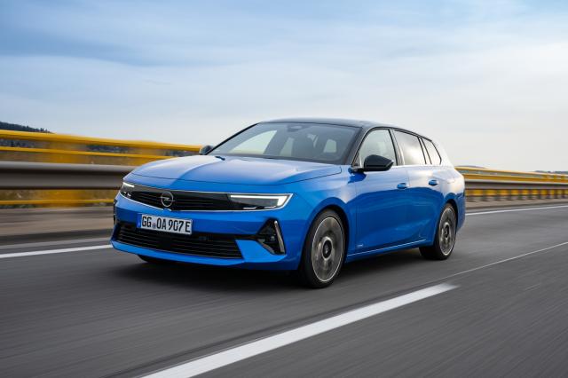 Nuova Opel Astra Sports Tourer: la station wagon che apre un'era