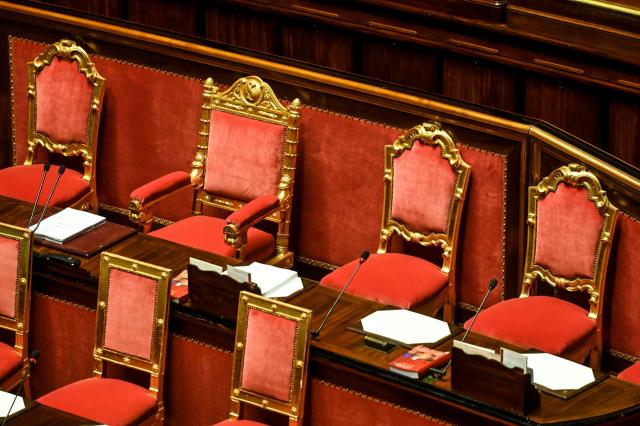 Dl Aiuti, M5s si astiene. Di Maio: "Pianificavano crisi di Governo da mesi"
