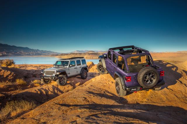 Jeep presenta due nuove livree per Wrangler 4xe: Earl e Reign