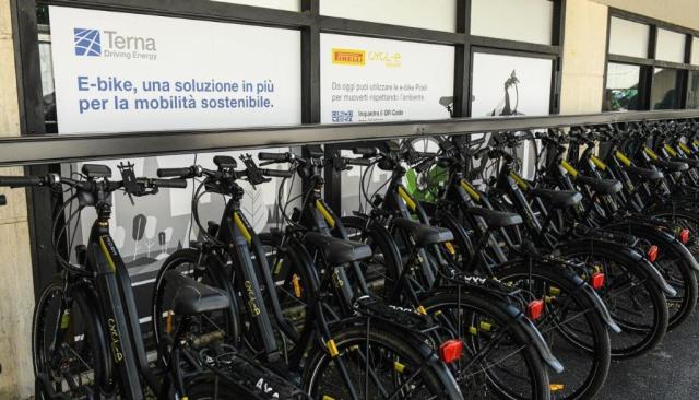 Terna adotta CYCL-e around di Pirelli, il progetto e-bike a sostegno della mobilit&agrave; sostenibile