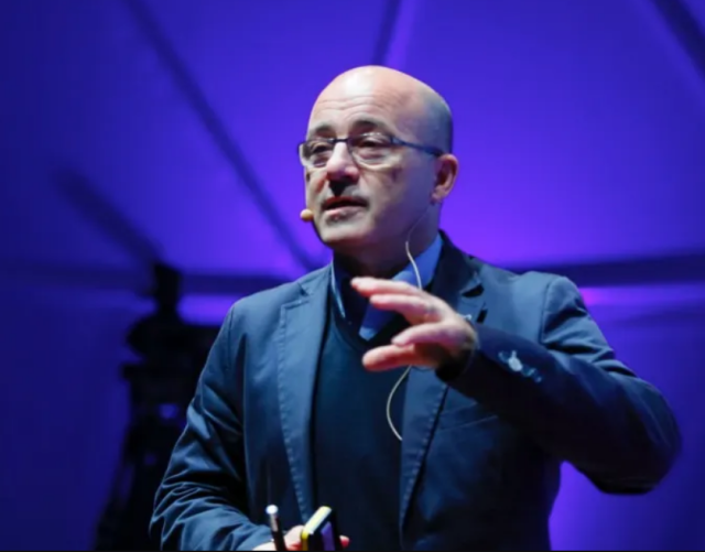 Ministro Cingolani: "Entro l'inverno indipendenti dal gas russo, scorte al 70%"