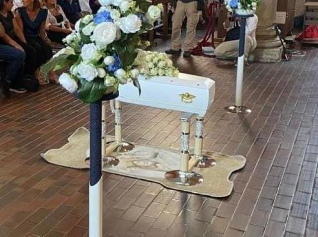 Diana Pifferi, oggi i funerali: addio alla bambina morta di stenti a Milano