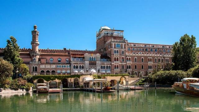 L'hotel Excelsior Venezia parla ora inglese