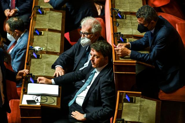 Elezioni, Matteo Renzi si candida in 5 citt&agrave; per salvare Italia Viva. Ecco quali sono