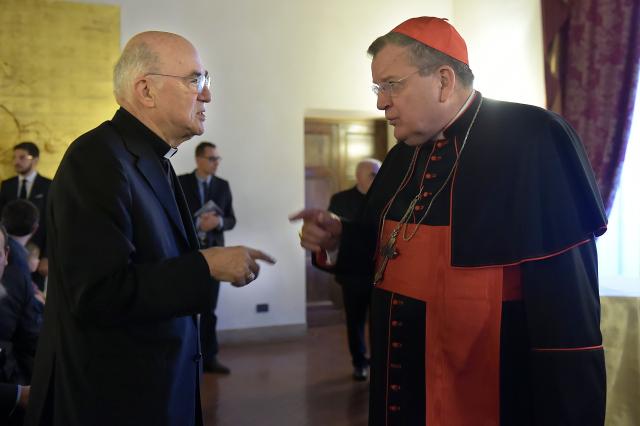 Monsignor Carlo Maria Vigan&ograve; e il j'accuse che ciascuno di noi dovrebbe leggere: "Non che alcuno abbia mai pensato che Jorge Mario possa in qualche modo essere cattolico"