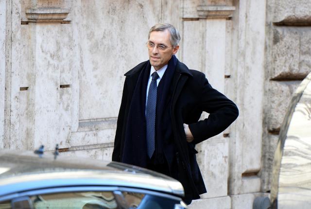 Niccol&ograve; Ghedini, morto lo storico legale di Silvio Berlusconi: aveva 62 anni