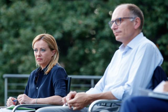 Letta-Meloni, confronto a Porta a Porta il 22 settembre. Ira dagli esclusi, ma il programma replica: "Invitati tutti"