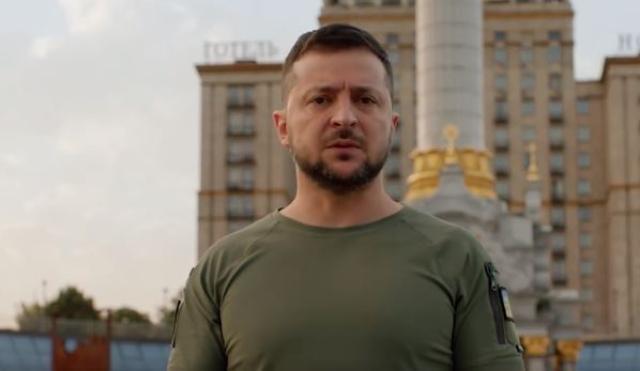 Ucraina, oggi la Festa dell'indipendenza. Zelensky: "Ci riprenderemo Donbass e Crimea"