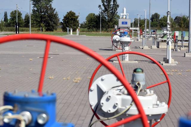 Gas, fonti di Governo: "Rigassificatore entro il 2023, altrimenti emergenza"