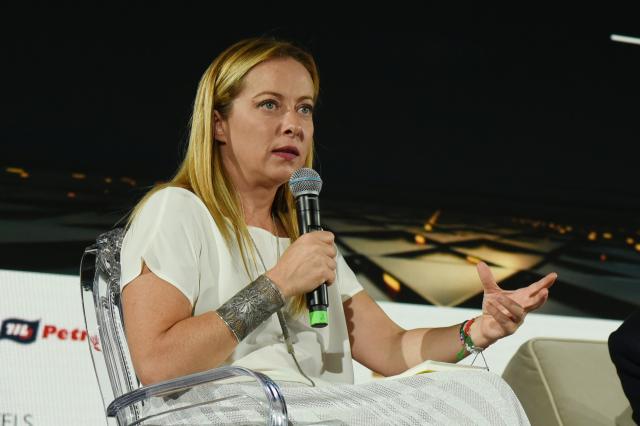 Scostamento di bilancio, centrodestra diviso. Meloni: "Impensabile un nuovo debito"