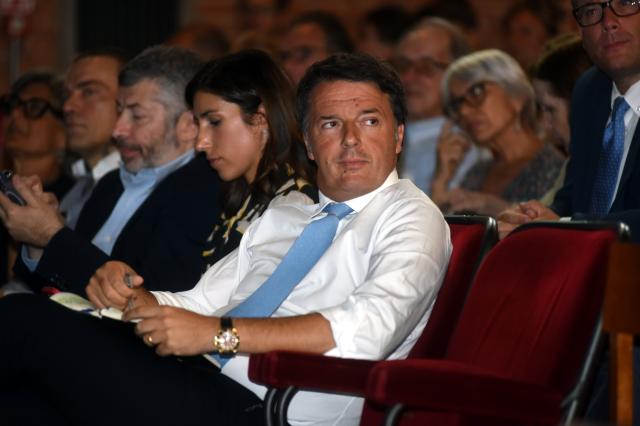 Elezioni 2022, Renzi attacca: "Letta si vergogna di Di Maio e Fratoianni e cerca la rissa. Scontato arrivare sopra Forza Italia"