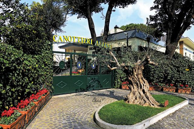 &ldquo;Vietare il Circolo Aniene di Roma alle donne&rdquo;: il ricorso al giudice di un architetto 82enne