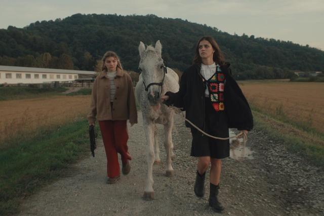 Un momento del film "Amanda" con Benedetta Porcaroli