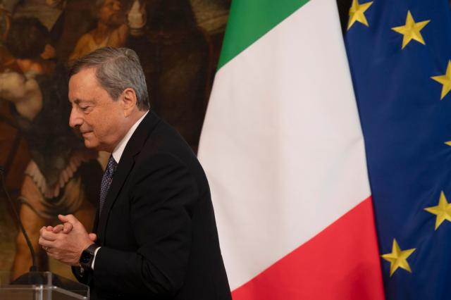 Draghi chiude al secondo mandato: "Non disponibile". Letta, Renzi e Calenda "disperati"