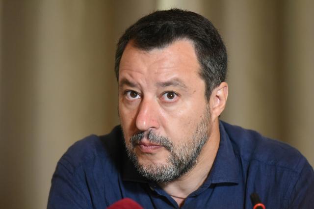 Nuovo governo, il totonomi dei possibili futuri ministri: Salvini agli interni, Tremonti all'Economia