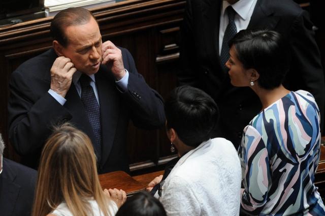 Elezioni, la profezia di Berlusconi si &egrave; avverata: Forza Italia in Parlamento, Gelmini e Carfagna affossate