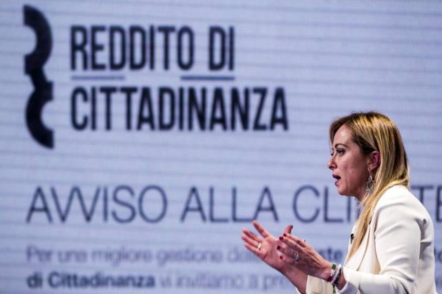 Meloni vuole abolire il reddito di cittadinanza? L&rsquo;Ue rilancia: &ldquo;Va rafforzato&rdquo;