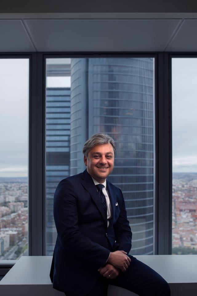 Tim, dimissioni di Luca de Meo dall'incarico di Consigliere per impegni in Renault Group