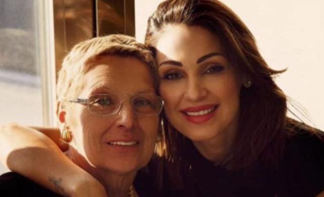 Palmira Vinci: causa morte, malattia e tumore della mamma di Anna Tatangelo