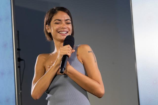 Elodie, VIP (Very Ignorant People) che cerca di influenzare i giovani con la sua propaganda: male travestito da bene