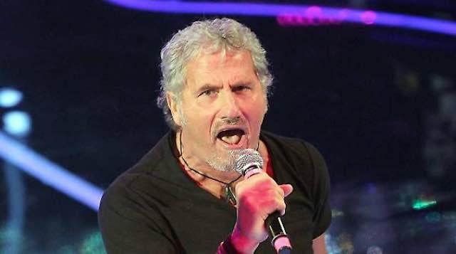 Adriano Pappalardo, chi &egrave;: moglie, figli, et&agrave;, patrimonio, canzoni, Isola dei famosi, altezza