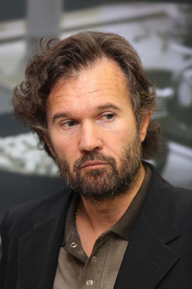 Cracco: &ldquo;Giorgia Meloni politico serio, il reddito di cittadinanza innovativo&rdquo;