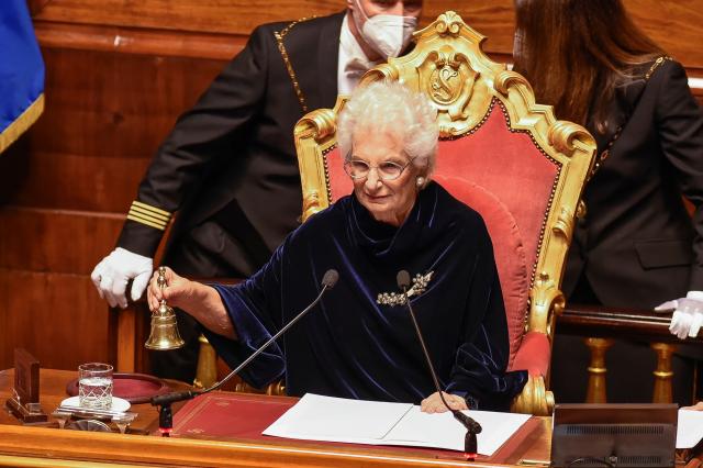 Discorso Liliana Segre in Senato, dov'era quando durante l&rsquo;apartheid imposto per decreto dal governo Draghi?