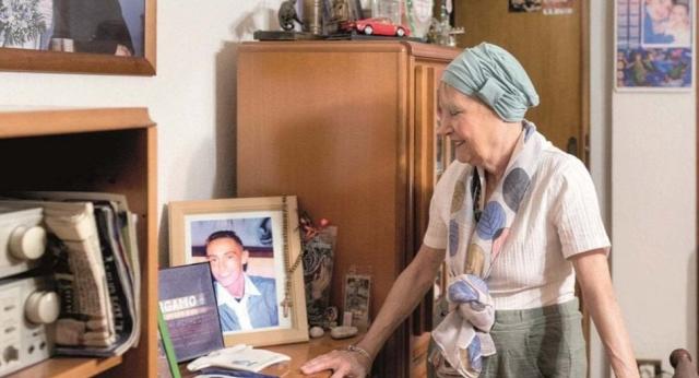 Stefano Cucchi, morta la madre Rita Calore: "Si &egrave; arresa per andare a riabbracciare il figlio mai perduto"