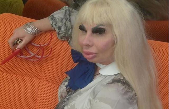 Ascolti tv e dati auditel ieri sera, luned&igrave; 17 ottobre 2022: il Grande Fratello vs Sopravvissuti