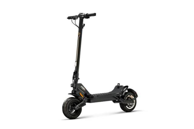 Platum presenta ALeXT, il nuovo monopattino elettrico in collaborazione con Lamborghini