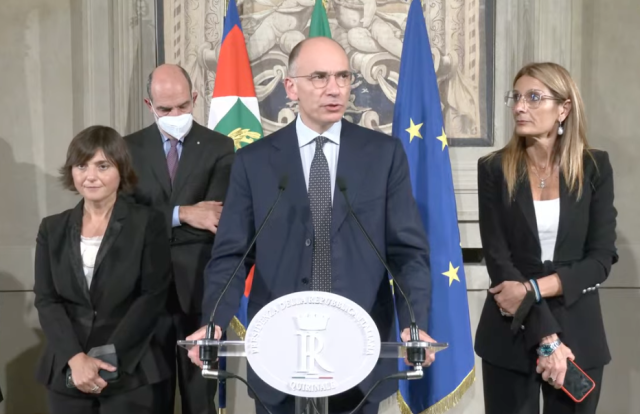 Consultazioni, concluso il primo giorno. Letta (Pd): &ldquo;Da Berlusconi parole gravi, Mattarella sia garante&rdquo;