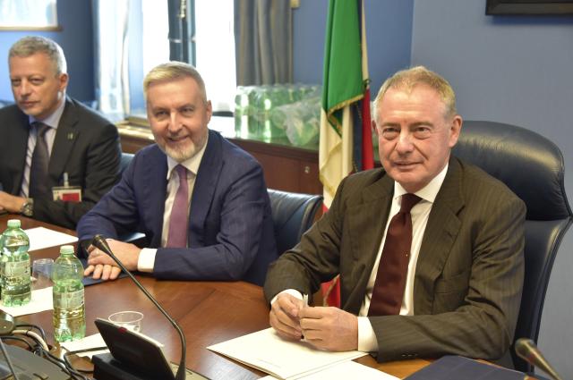 Copasir, Guerini in pole ma ora Letta vuole Borghi. Spunta anche l'ipotesi Zingaretti (che pu&ograve; contare sull'appoggio di Conte)