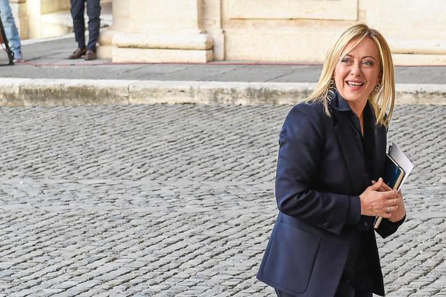 Governo Meloni, oggi la fiducia alla Camera. Pronto un discorso-manifesto: al centro price cap, Ucraina, sanzioni a Mosca e armi a Kiev