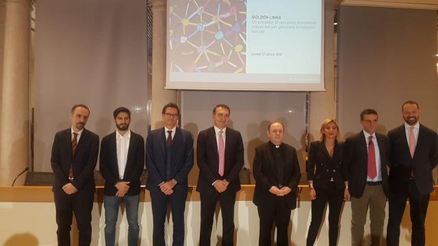 Intesa Sanpaolo e Caritas Italiana: con &ldquo;Golden Links" oltre 265 mila beni di prima necessit&agrave;