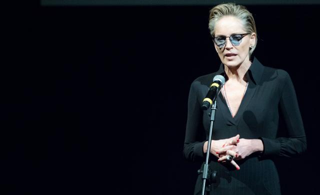 Sharon Stone&nbsp;ha un tumore, tutto sulla malattia: come sta e quando si opera