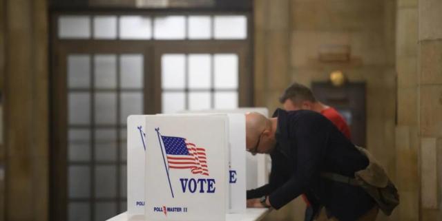 Midterm Usa, l&rsquo;ora della verit&agrave;: in palio 435 posti alla Camera, 35 al Senato e 39 Stati