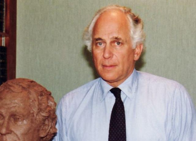 Addio a Evelyn Adrian Robert Rothschild, morto a 91 anni il banchiere ed ex consulente finanziario di Elisabetta II