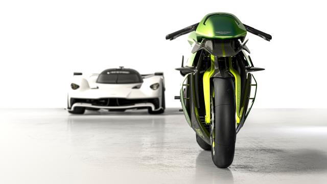 Aston Martin e Brough Superior presentano all'EICMA la moto da pista AMB 001 Pro