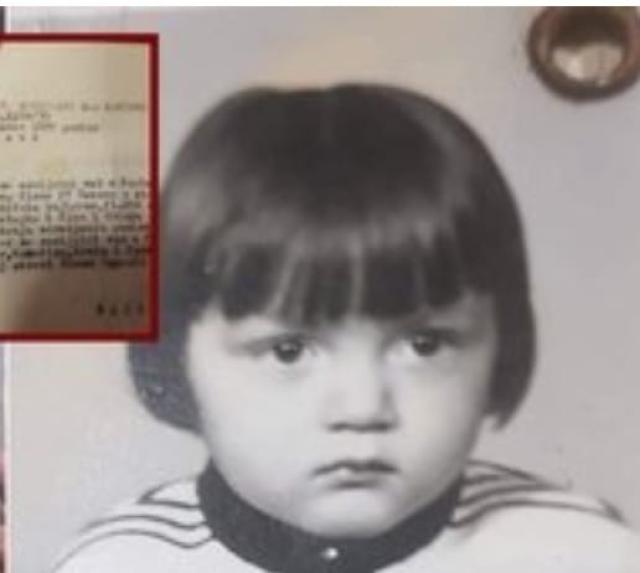 Sora (Frosinone), 52enne trova una vecchia foto in garage e scopre di essere stata adottata