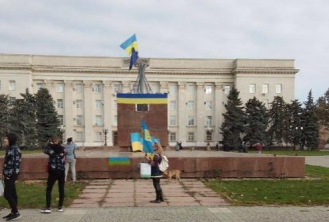 Ucraina, i russi si ritirano da  Kherson: adesso o l'intera economia di Mosca viene messa a servizio della guerra o si negozia la pace