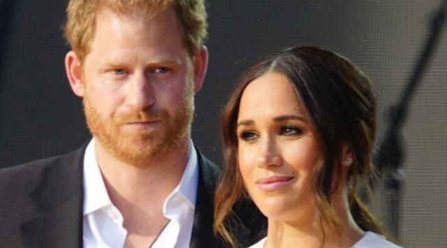 Harry e Meghan, un milione di dollari per cenare a tavola con loro