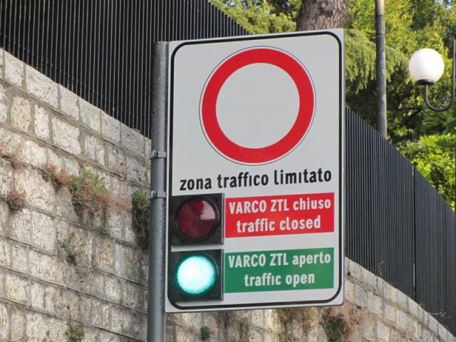Milano, le nuove modifiche relative all'accesso in Area B per chi ha una macchina diesel Euro 5