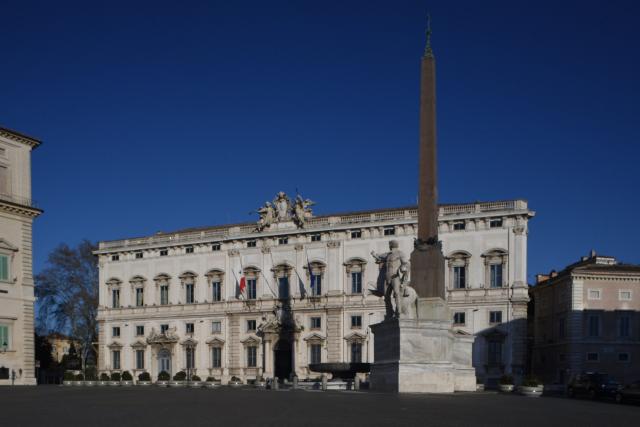 Corte Costituzionale pro obbligo vaccinale: non esiste lieto fine e trionfo del bene disneyano, ma "distruzione creativa" e transumassimo di Mario Draghi e Klaus Schwab