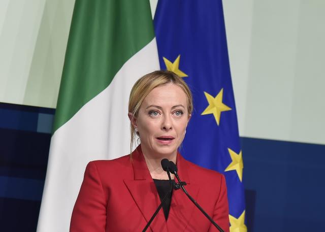 Manovra, Meloni: "Ok a cabina di regia per sciogliere i nodi. Rivendico misure su pos e tetto al contante"