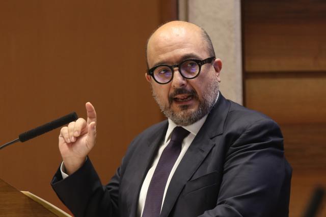 Bonus cultura per i 18enni, il Governo fa marcia indietro. "Cambiare non abolire", il ministro Sangiuliano: "Limite Isee"