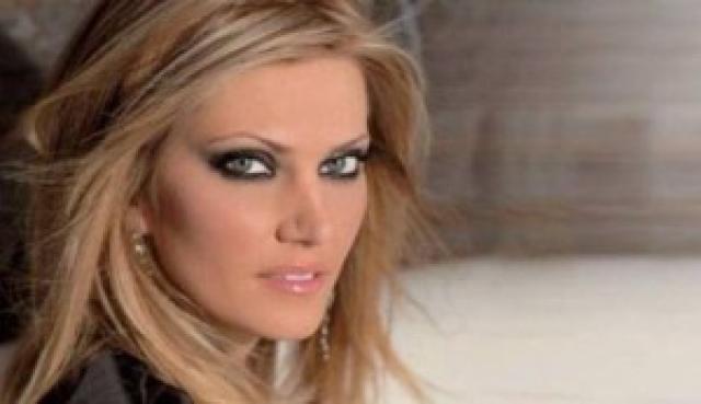 Corruzione Qatar, Eva Kaili confessa: "Sapevo degli affari di Panzeri e che a casa mia ci fossero i soldi"