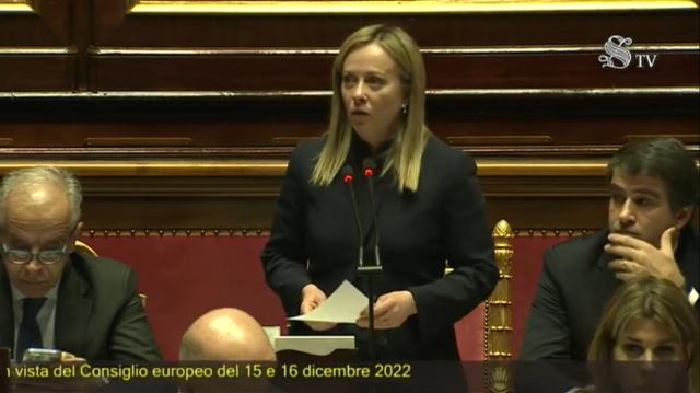 Vaccino AstraZeneca sospeso, Meloni